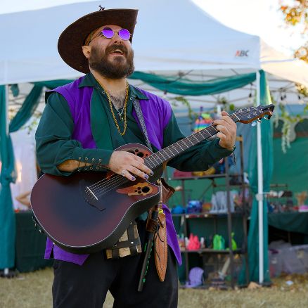 Thom Fuewellery, Renaissance Faire Bard